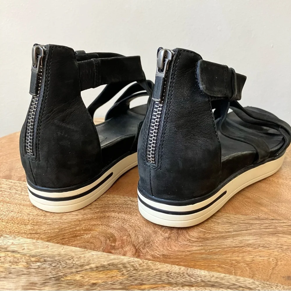 Eileen Fisher | Smart Sport Leather Strappy Sandals